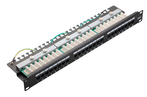 ローヤリングレール国内パッチパネル / 24ポート Rj45パッチパネル 滑らかで柔軟な引き出し YH4007
